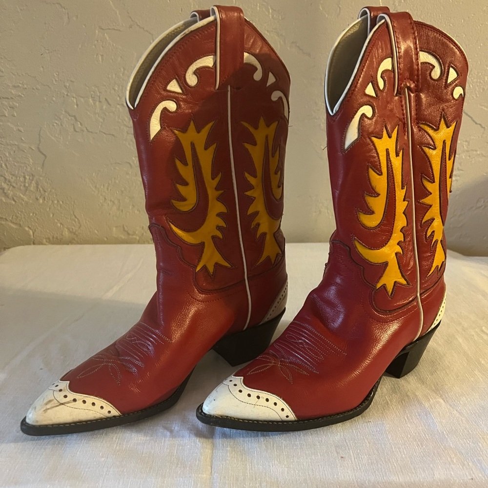Size 5.5 Justin Cowgirl Boots